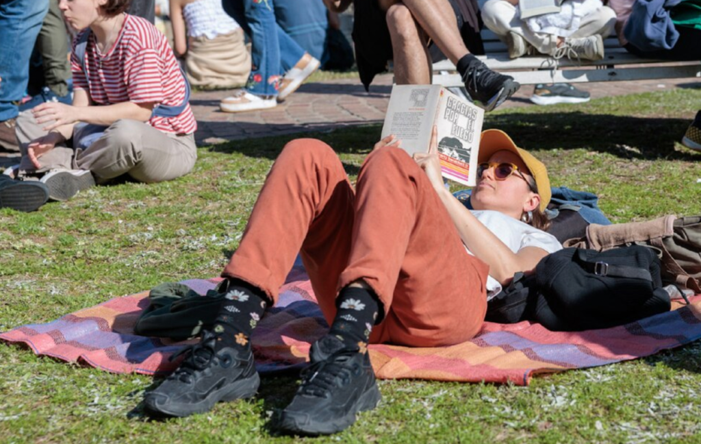 Confirmaron la vuelta de la Feria del Libro Usado: joyas literarias y actividades&nbsp;imperdibles