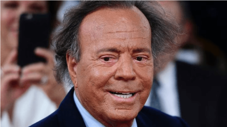 La Fiscalía española archivó la causa contra Julio Iglesias por falta de&nbsp;competencia