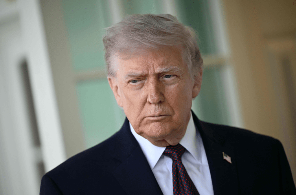 Reabrieron el estrecho de Ormuz pero Trump redobla la presión y sostiene el bloqueo contra&nbsp;Irán